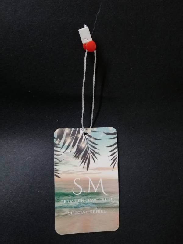 Kadın Giyim İçin Özel Baskılı Karton Etiketler | 5x8 cm, CMYK & Kabartma Detaylı - 2