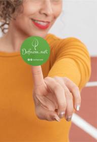 Dış Mekan İçin Hava Koşullarına Dayanıklı Yuvarlak Kuşe Sticker | Parlak Selefonlu (5x5 cm'ye Kadar)